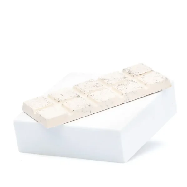 Kind Oasis Delta 9 THC Cookies & Cream Chocolate Bar
